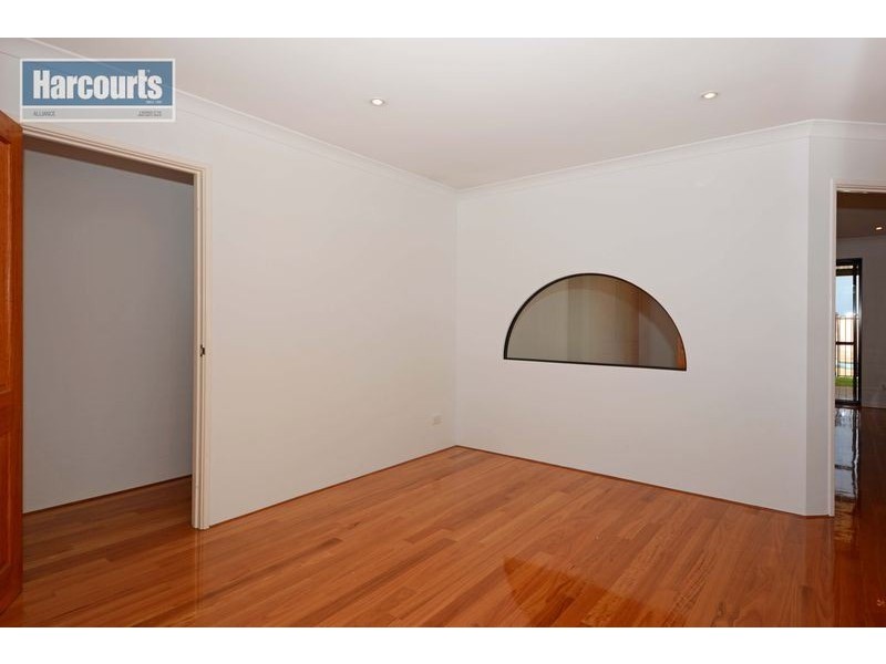 71 Cristobal Crescent, Mindarie WA 6030