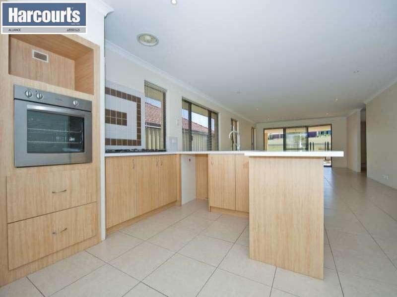 33 Caldwell Turn, Clarkson WA 6030