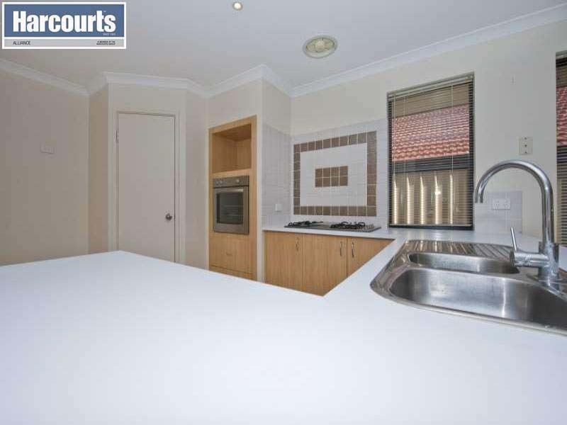 33 Caldwell Turn, Clarkson WA 6030