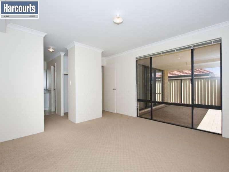 33 Caldwell Turn, Clarkson WA 6030