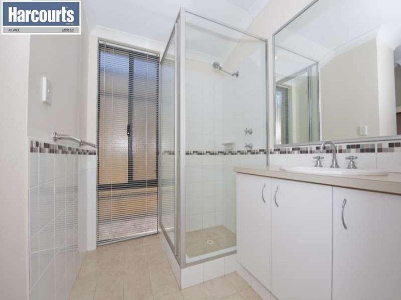 33 Caldwell Turn, Clarkson WA 6030