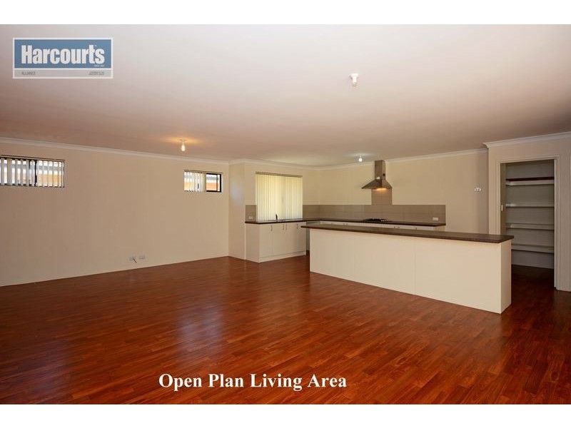 44 Eastwall Parkway, Butler WA 6036