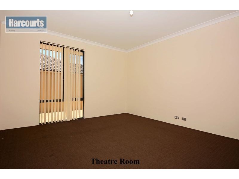 44 Eastwall Parkway, Butler WA 6036