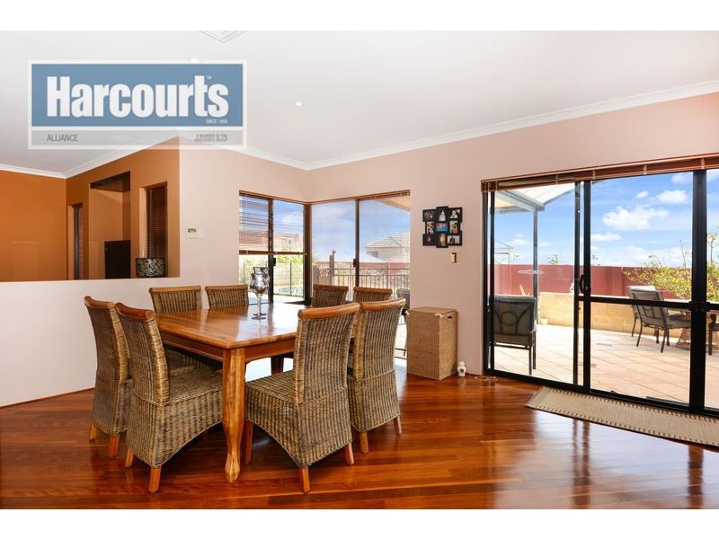 6 Jeddah Court, Mindarie WA 6030