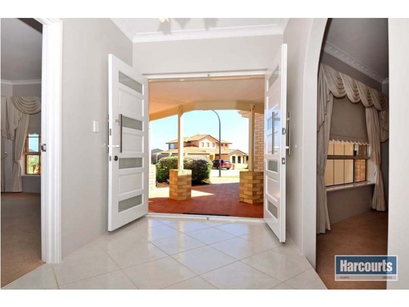 9 Manta Pass, Mindarie WA 6030