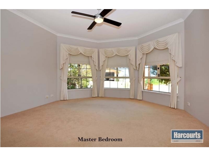 9 Manta Pass, Mindarie WA 6030