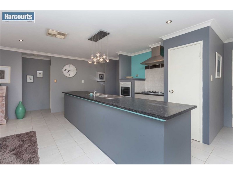 55 Ridgewood Boulevard, Ridgewood WA 6030