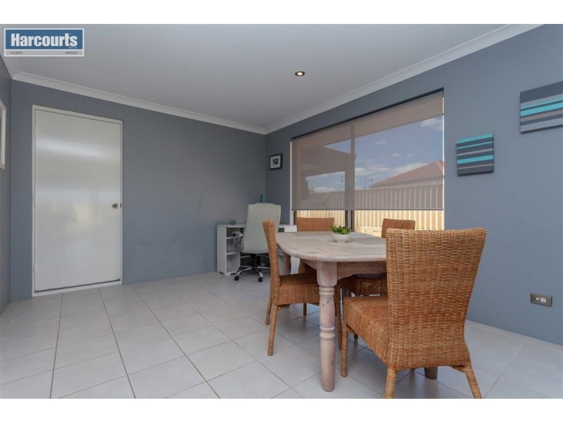 55 Ridgewood Boulevard, Ridgewood WA 6030