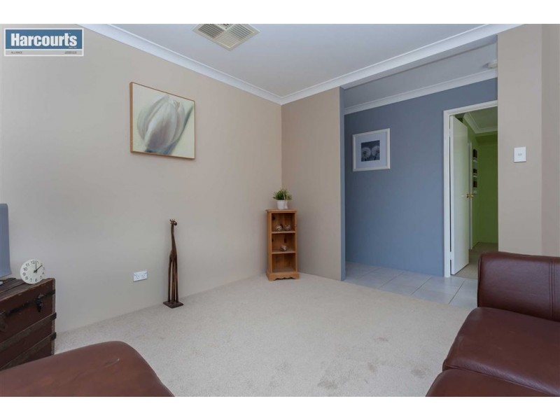 55 Ridgewood Boulevard, Ridgewood WA 6030