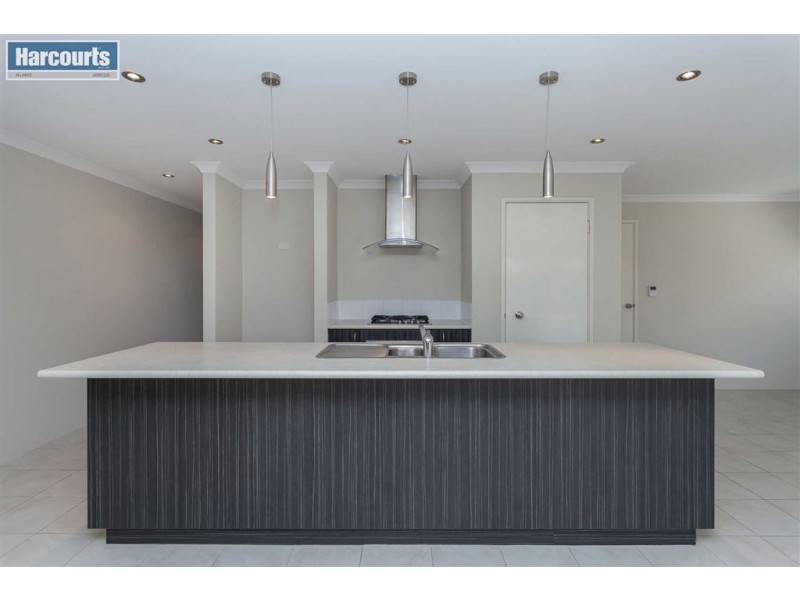 1 Garrett Way, Clarkson WA 6030