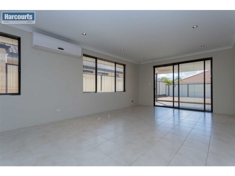 1 Garrett Way, Clarkson WA 6030