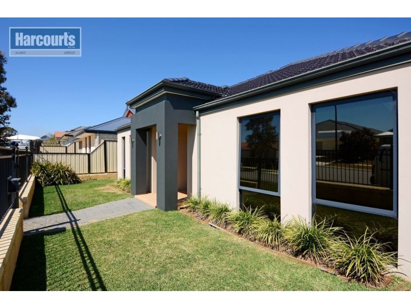 10 Dulles Way, Clarkson WA 6030