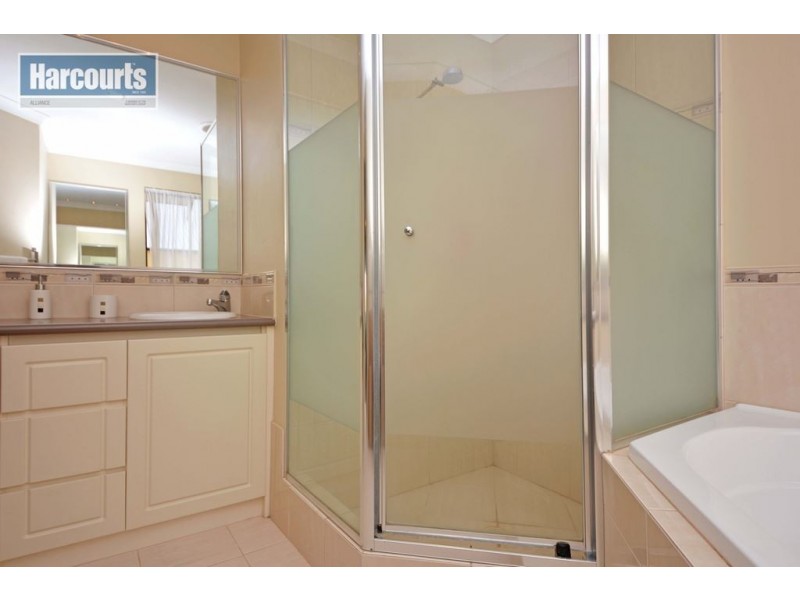 11 Kirra Lane, Clarkson WA 6030