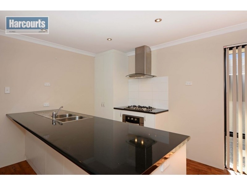 37 Splendens Avenue, Banksia Grove WA 6031