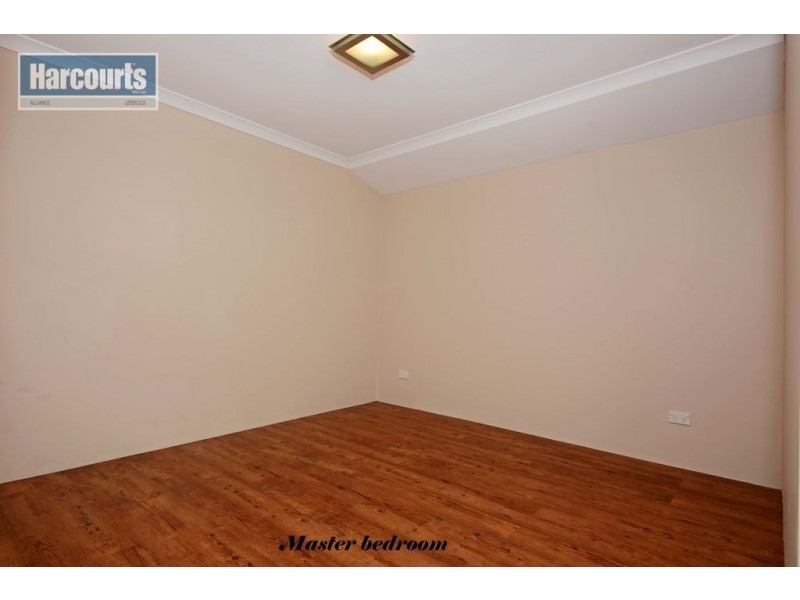 37 Splendens Avenue, Banksia Grove WA 6031