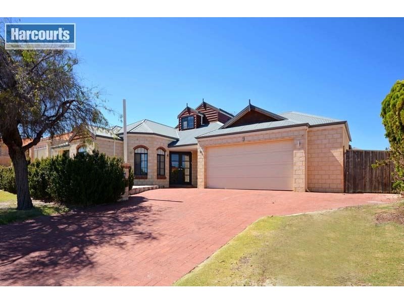 9 Dartmouth Circle, Quinns Rocks WA 6030