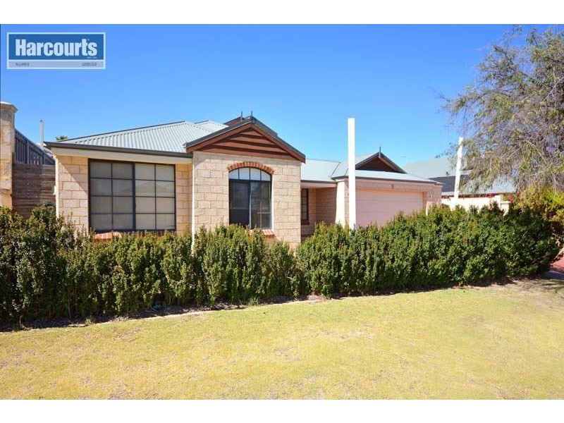 9 Dartmouth Circle, Quinns Rocks WA 6030