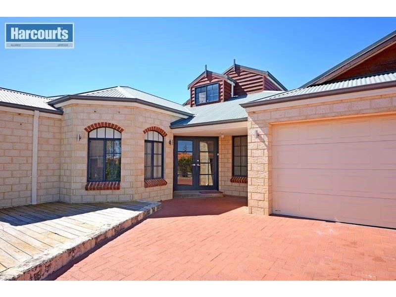 9 Dartmouth Circle, Quinns Rocks WA 6030