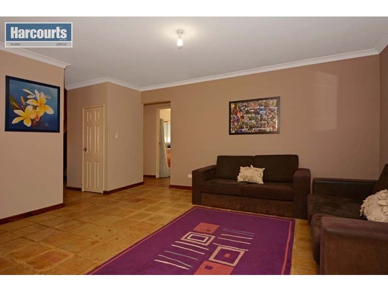 9 Dartmouth Circle, Quinns Rocks WA 6030