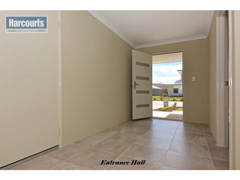 18 Kendari Road, Clarkson WA 6030