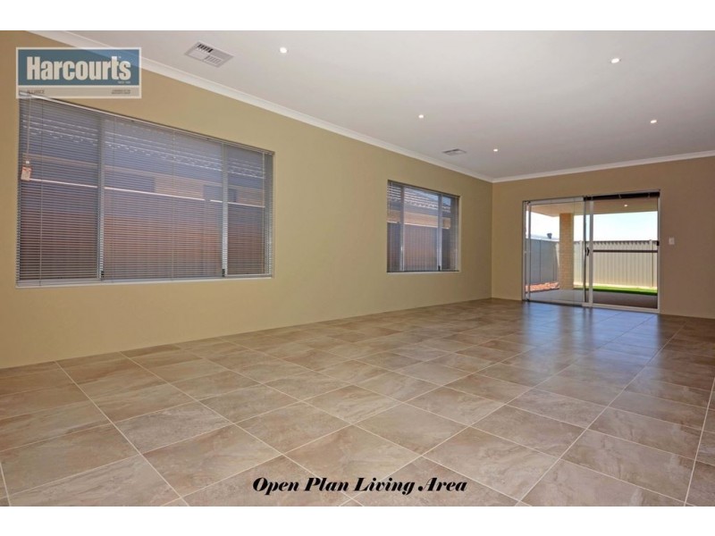 18 Kendari Road, Clarkson WA 6030