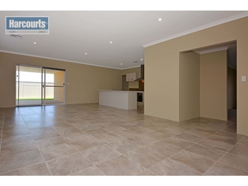 18 Kendari Road, Clarkson WA 6030