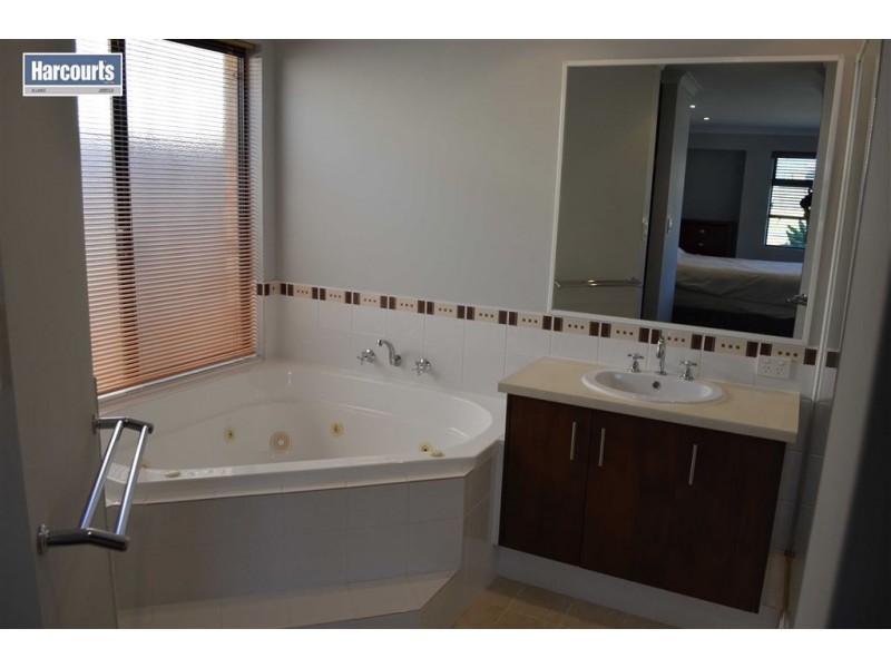 119 Ridgewood Boulevard, Ridgewood WA 6030