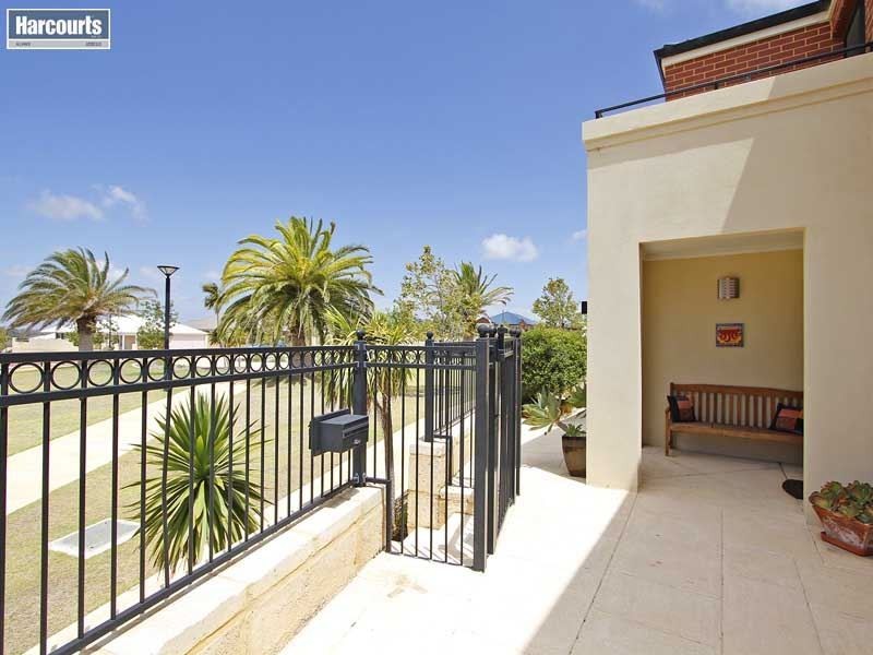 1 Kirra Lane, Clarkson WA 6030