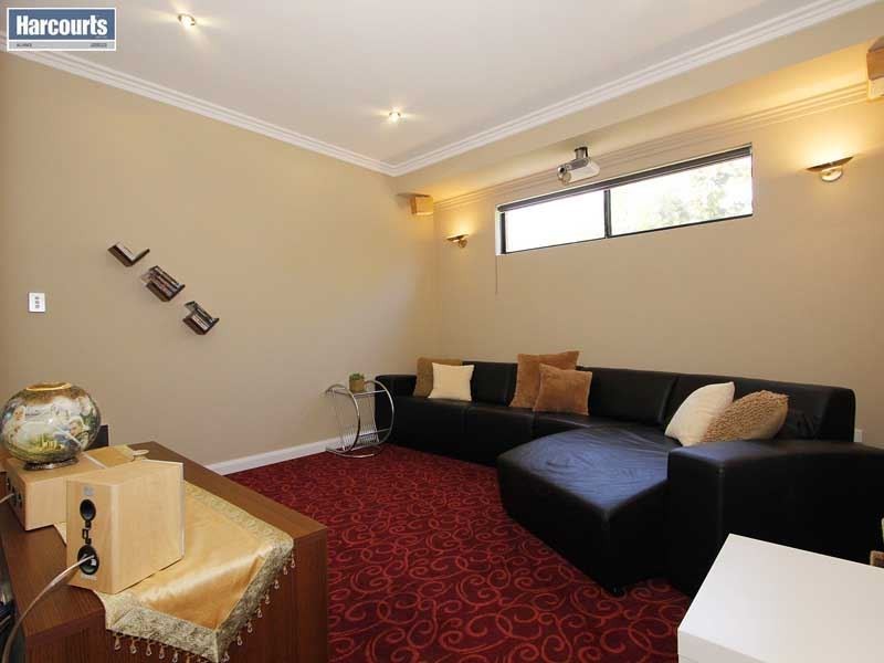 1 Kirra Lane, Clarkson WA 6030