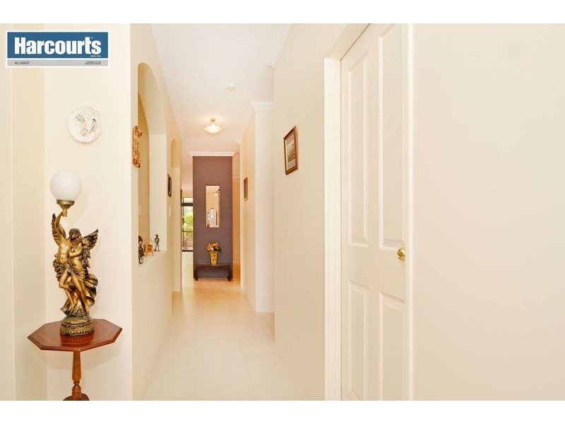 9 Keta Way, Mindarie WA 6030