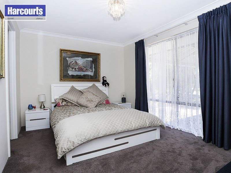 6 Grid Court, Beldon WA 6027