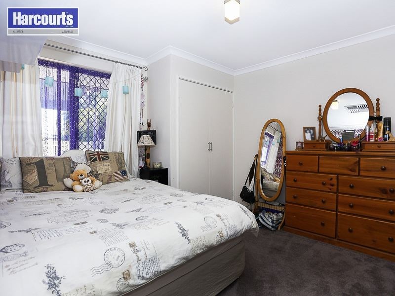 6 Grid Court, Beldon WA 6027