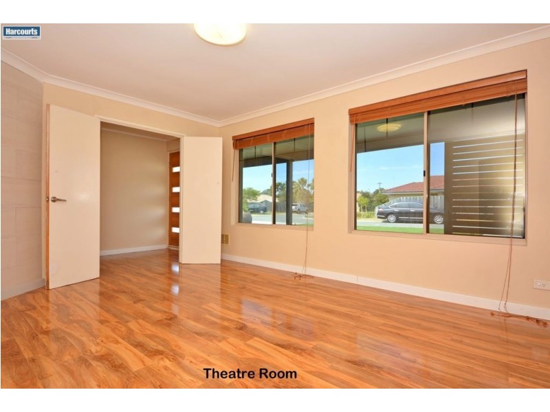 10 Newlin Mews, Clarkson WA 6030