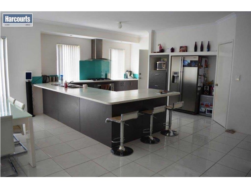 4 Kianga Crescent, Burns Beach WA 6028