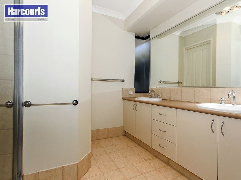 39 Woodstock Way, Butler WA 6036