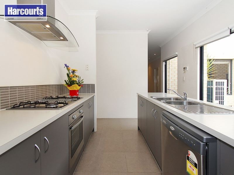 87 Kahana Parkway, Butler WA 6036