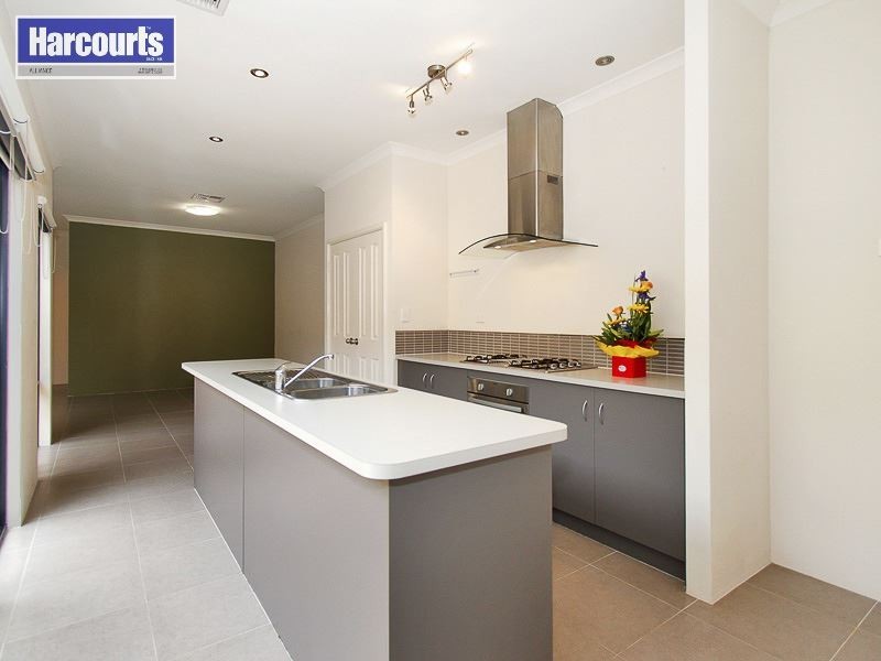 87 Kahana Parkway, Butler WA 6036