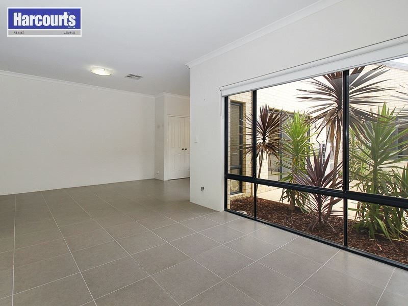 87 Kahana Parkway, Butler WA 6036