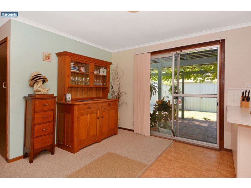 42 Hazel Avenue, Quinns Rocks WA 6030