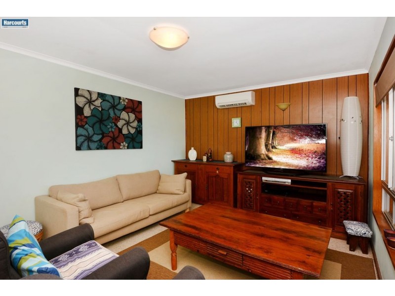 42 Hazel Avenue, Quinns Rocks WA 6030