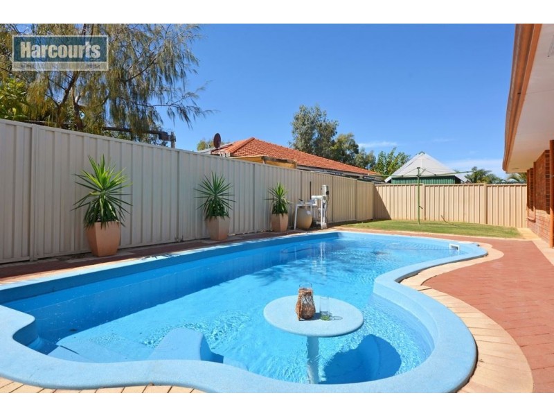 12 Breaksea Way, Ridgewood WA 6030