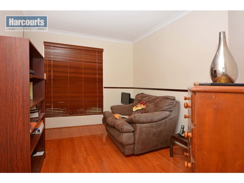 12 Breaksea Way, Ridgewood WA 6030