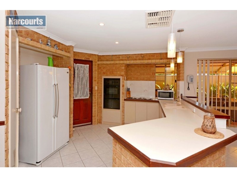 12 Breaksea Way, Ridgewood WA 6030