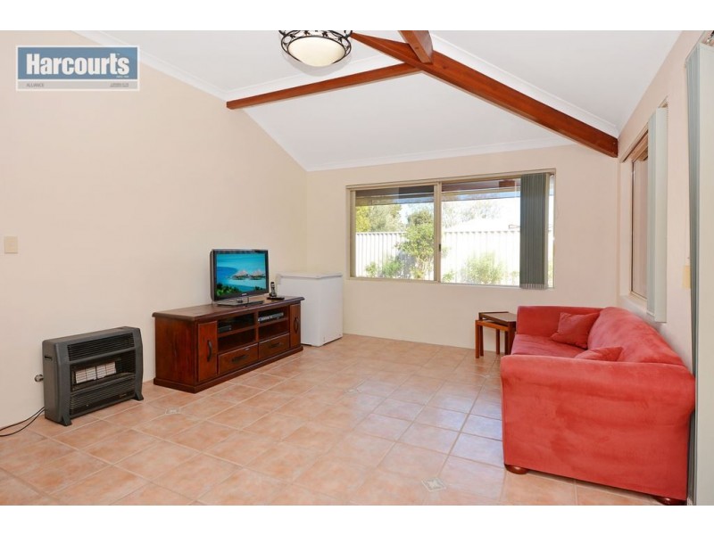 4 Hunn Court, Quinns Rocks WA 6030