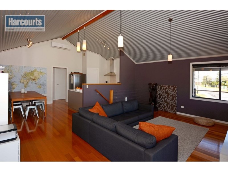1 Spiers Road, Quinns Rocks WA 6030