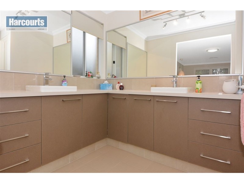 36 Parkland Drive, Yanchep WA 6035