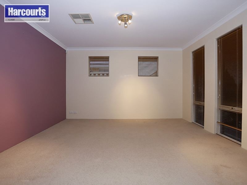 7 Cape Meares Crescent, Butler WA 6036