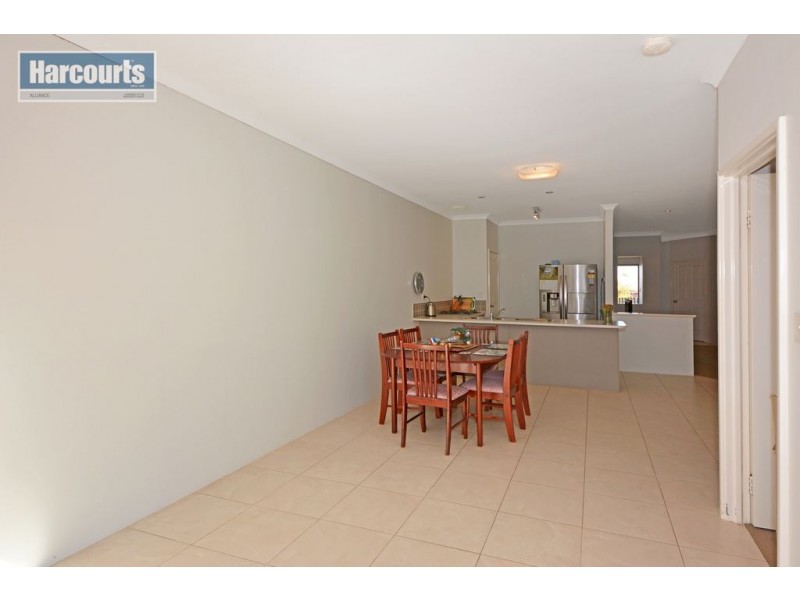 12B Klondike Approach, Butler WA 6036