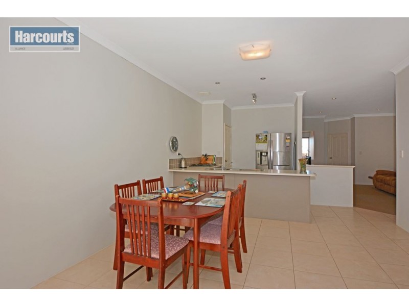 12B Klondike Approach, Butler WA 6036