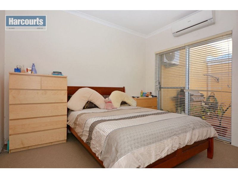 12B Klondike Approach, Butler WA 6036